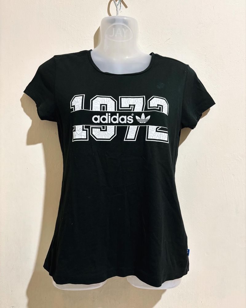 Adidas Tshirt