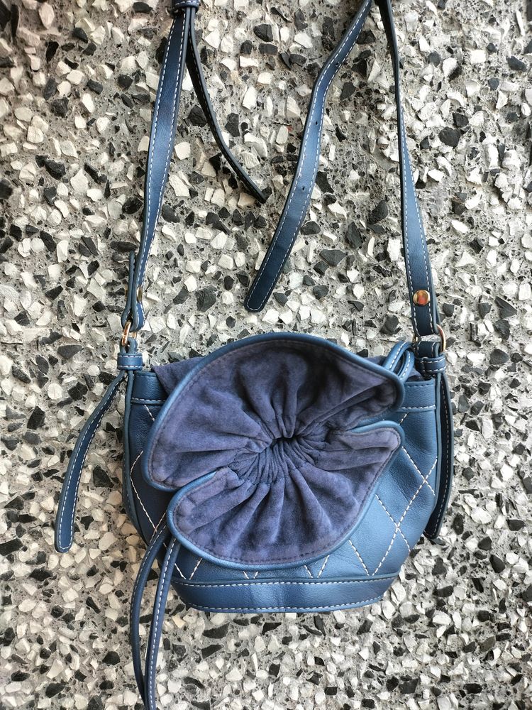 Sling Bag