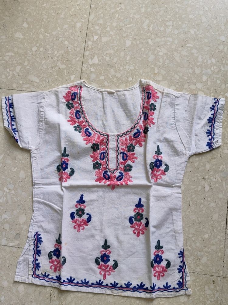 Combo Kurti Embroidered