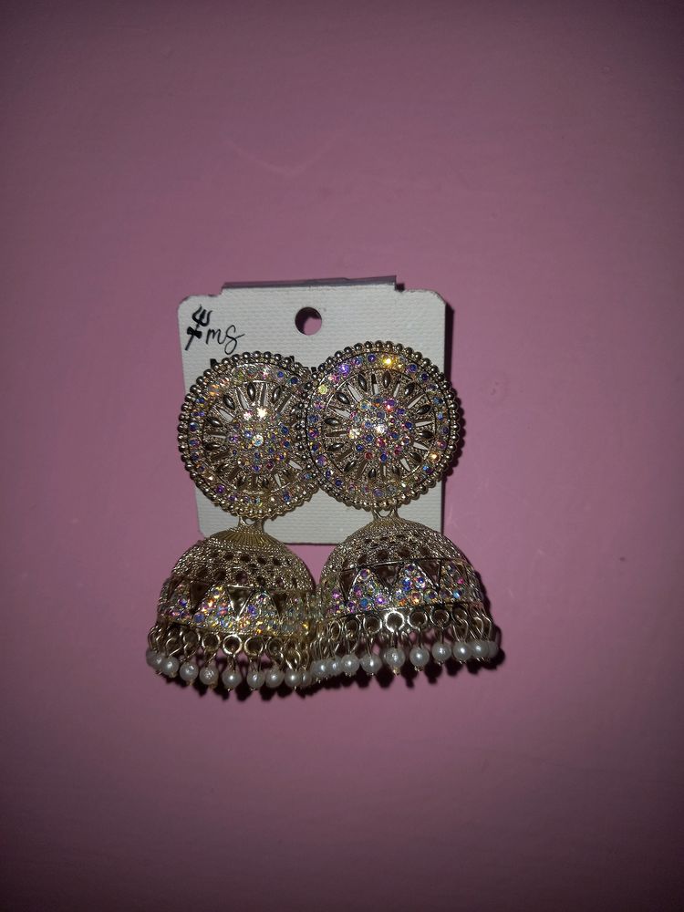 White Jhumka