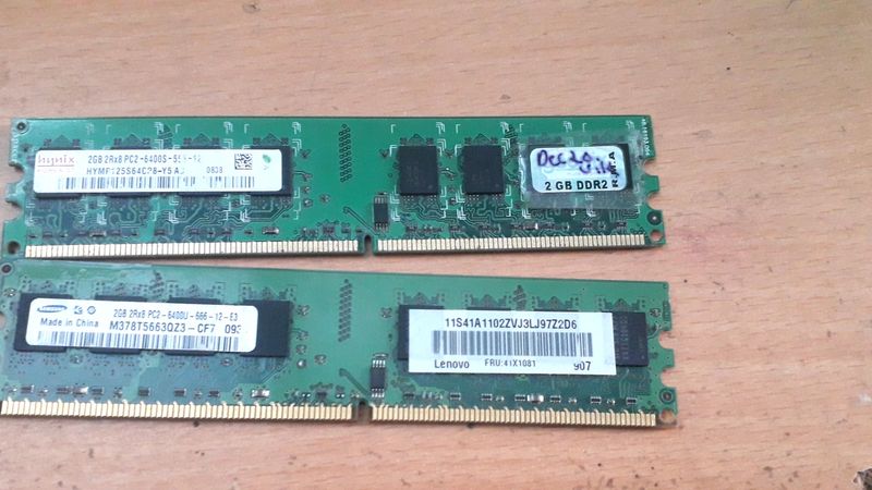 2gb Ram (2 Pieces)