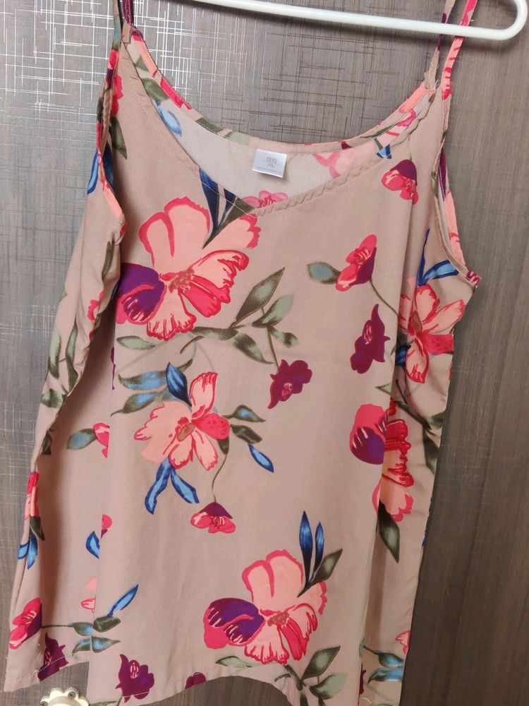 Women Cut sleeve Floral Top