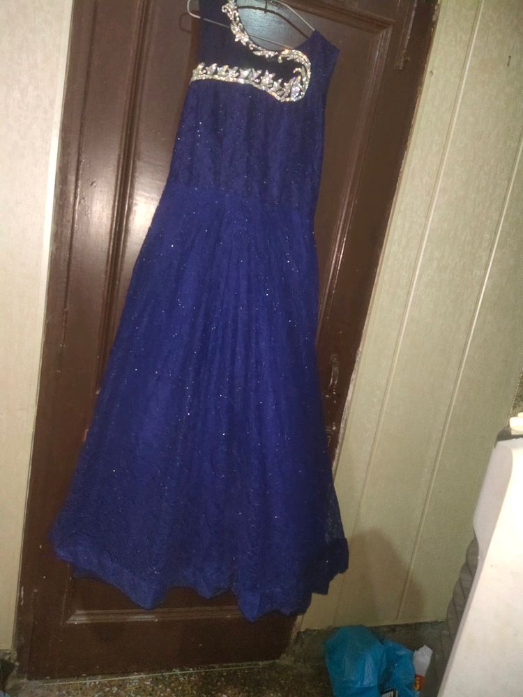 Very Pretty Party Wear Gown 34-36