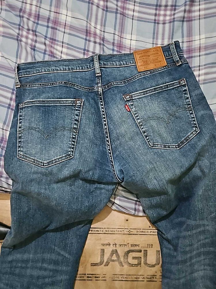 Levis Jeans