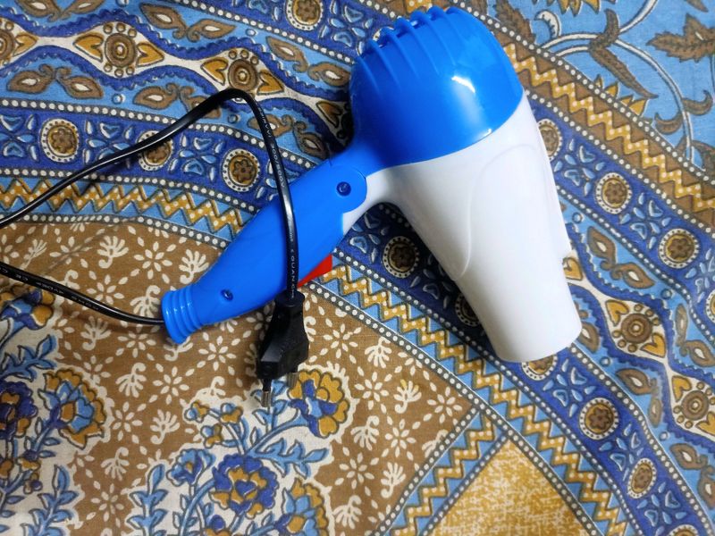 Nova 1000w Hair Dryer