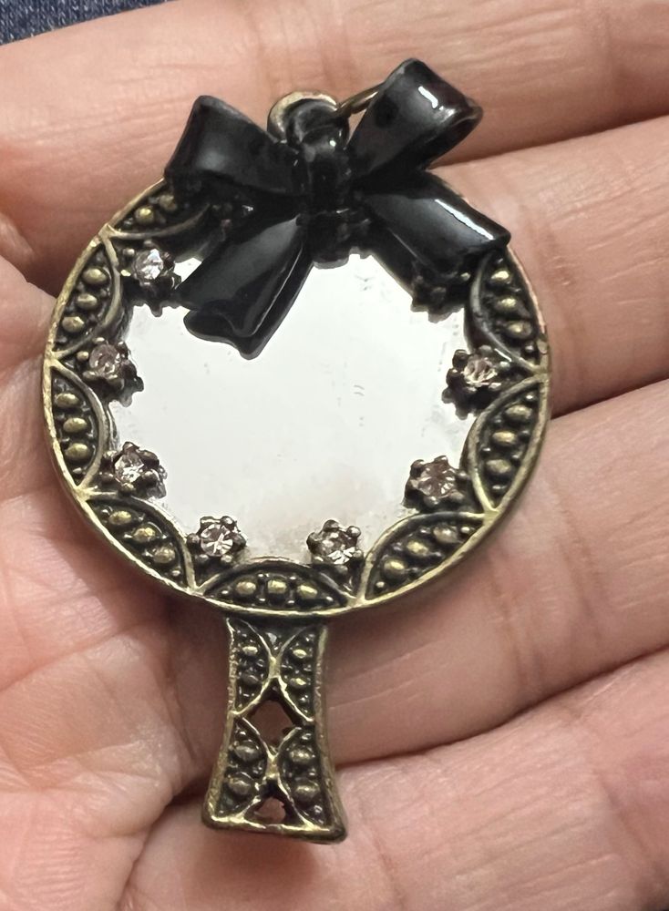 Vintage Hand mirror Pendant