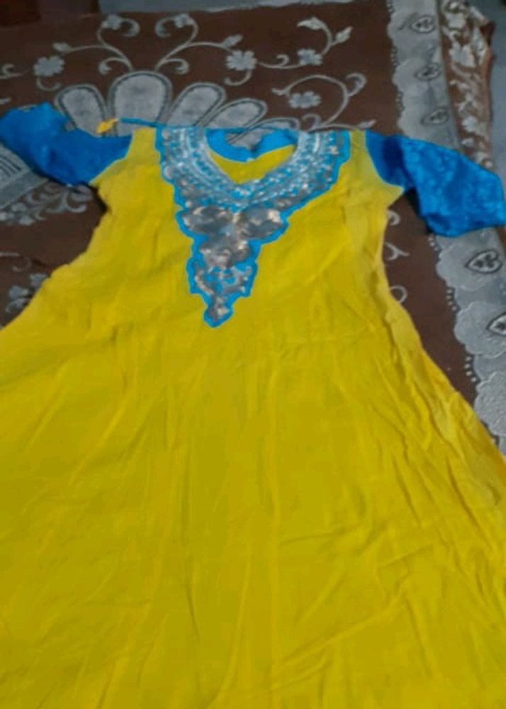 On SALE!!!!! Beautiful Yellow Kurta