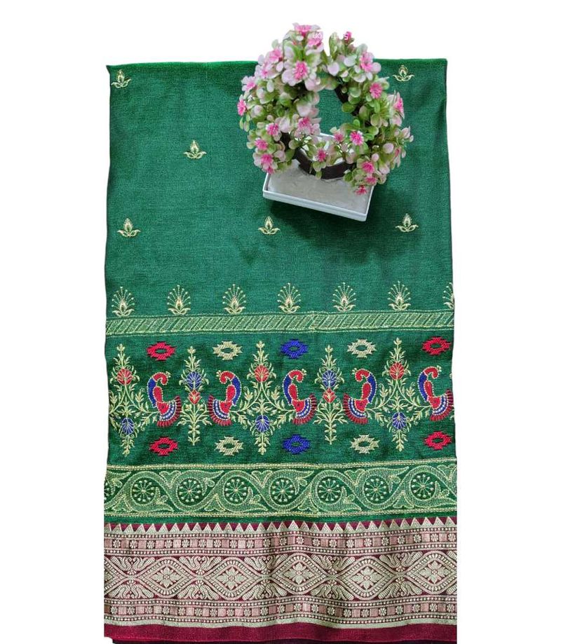 Beutyfull Banarsi Satan Saree Full Embroidery Work