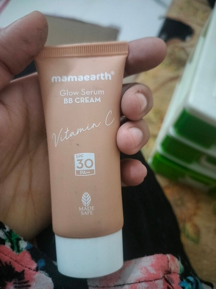 Mama Earth Glow Serum BB Cream Vit C