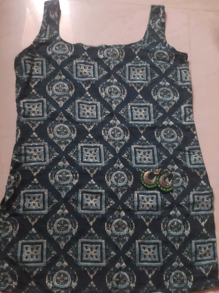 Asthetic Short Kurta With Earings