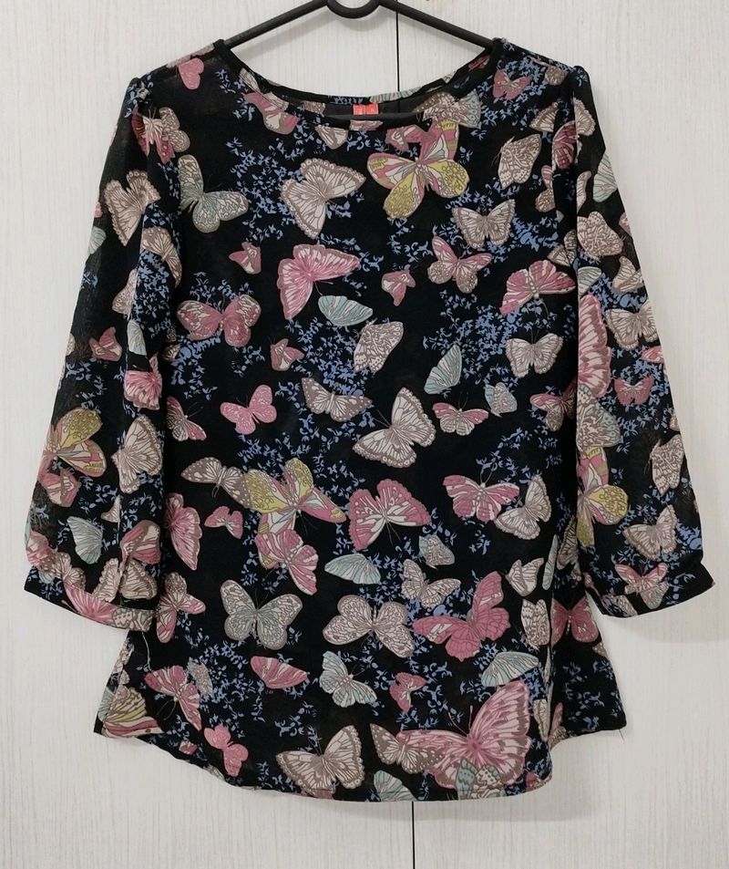 Butterfly Black Puff Sleeves Top