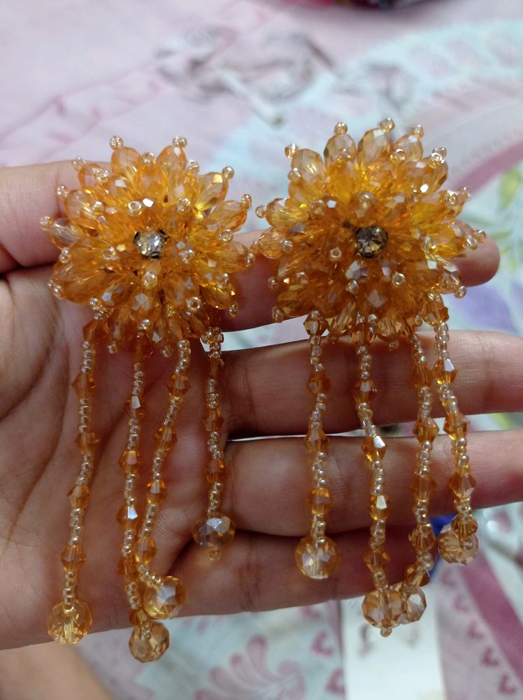 Price Drop 😱Yellow Crystal Earrings