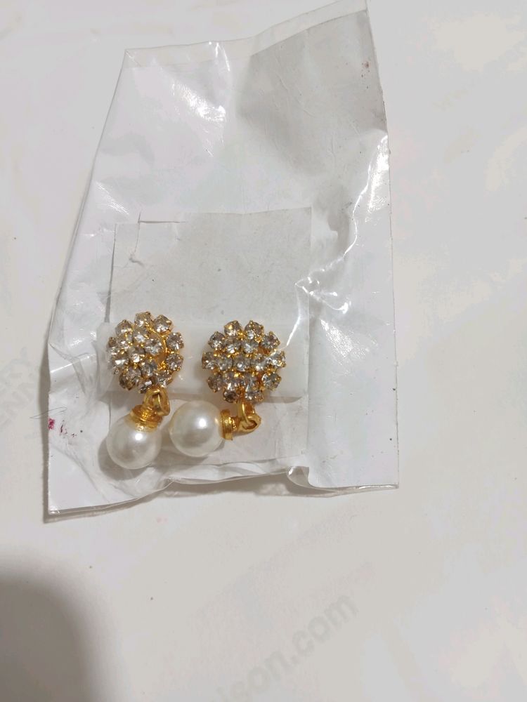 Artificial Earring