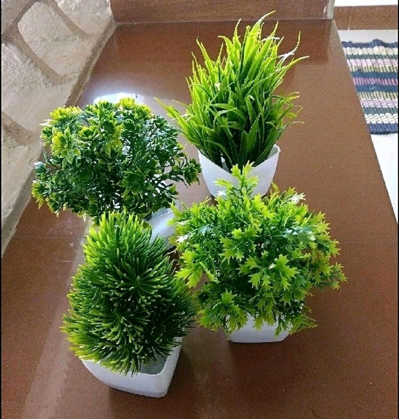 Pack Of 4 / Green Artificial Plant For Home