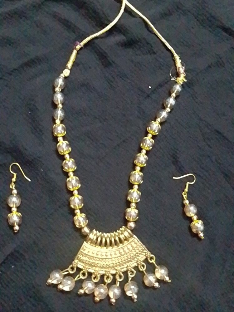 Kashmiri Neck set