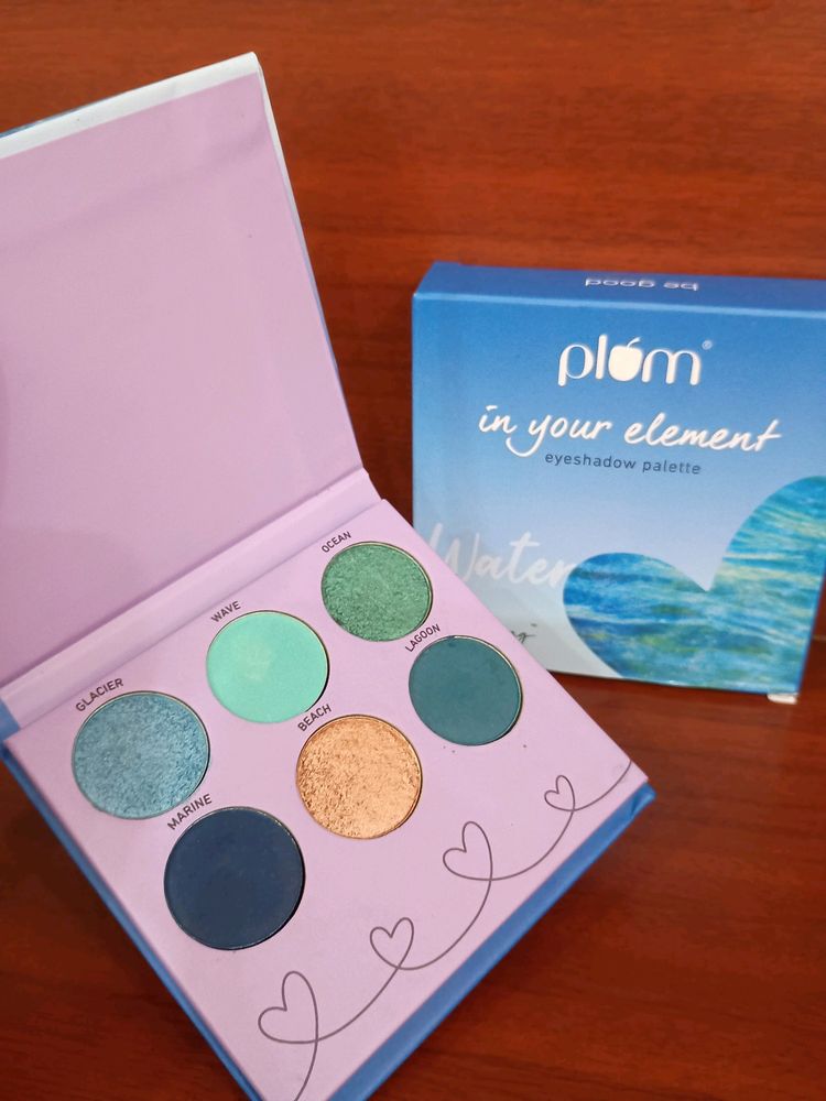 Plum Eyeshadow Palette (Water) + Freebie