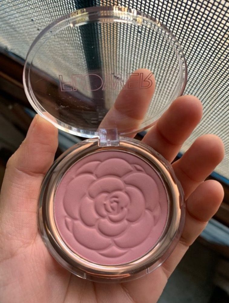 FLOWER BEAUTY POT BLUSH- SWEAT PEA