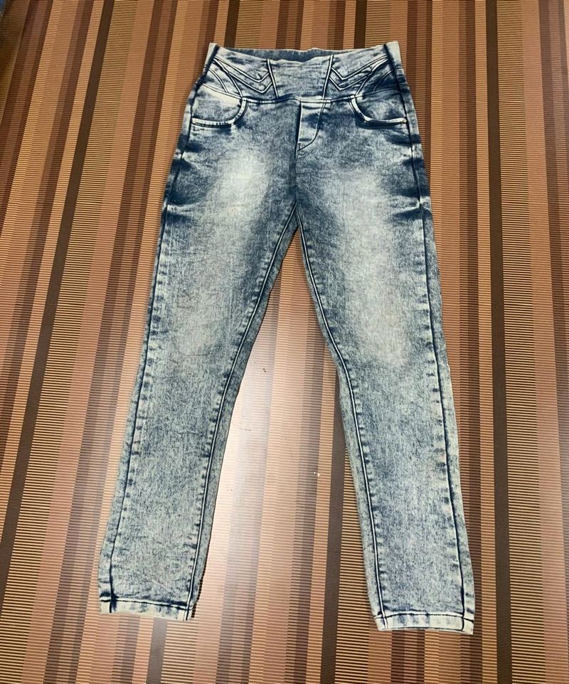 O-37 Size 28 Women Denim Jeans