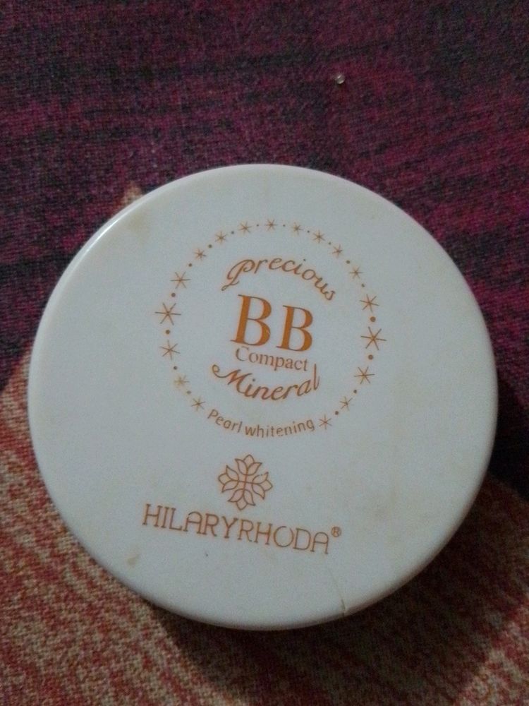 HilaryRhoda BB Compact