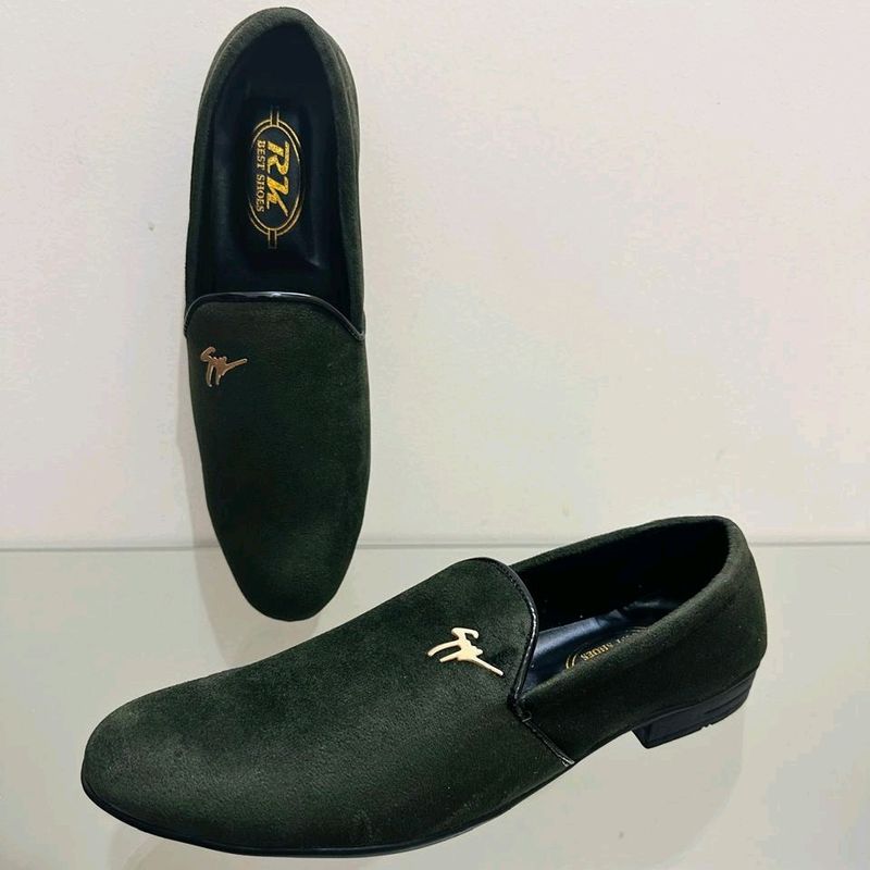 New Velvet Men's Loafer Shoes