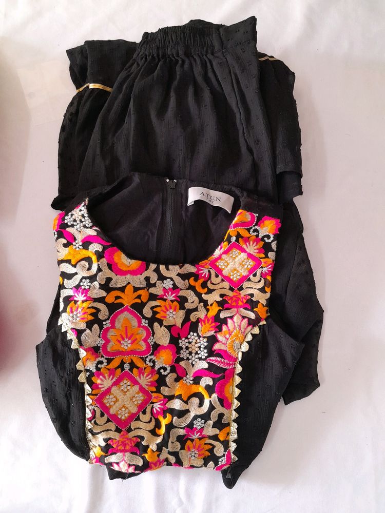 Black Top & Bottom Set (Girl's) NO RETURN