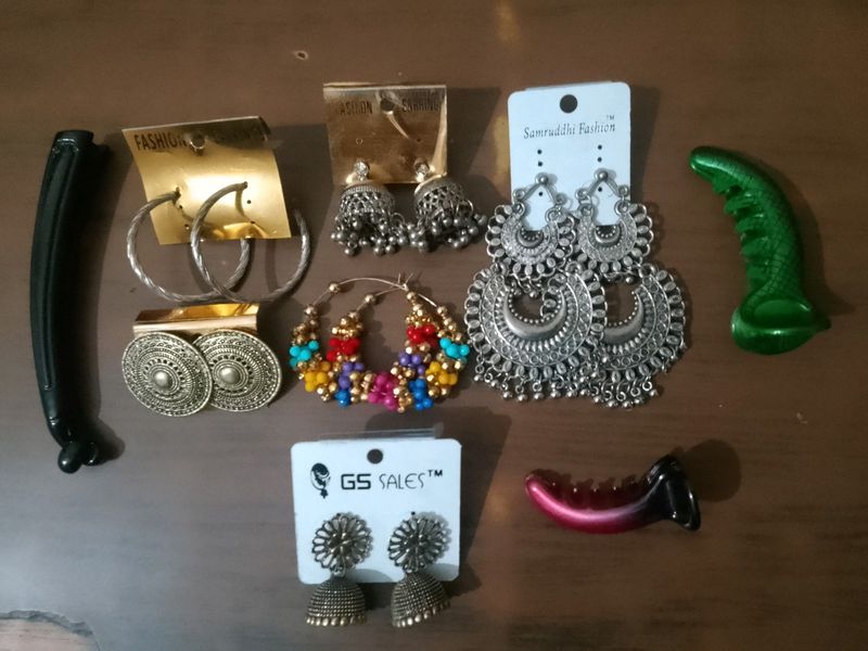 Combo Earrings & Banana Clips