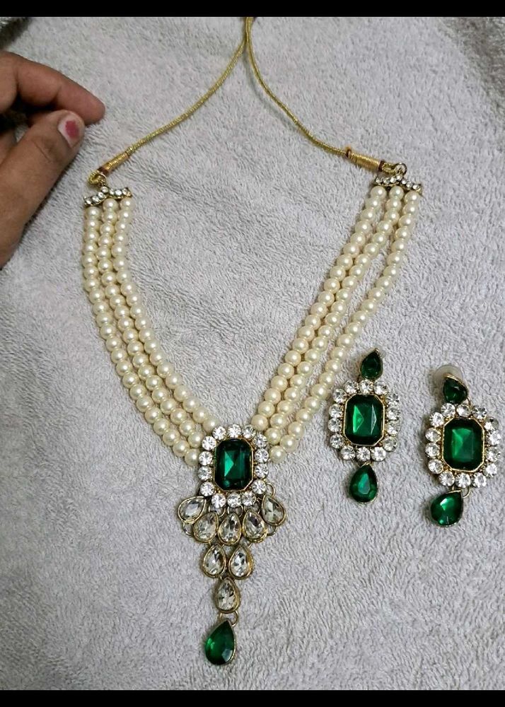 Necklace Set