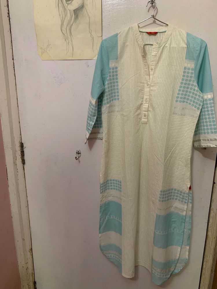 Very soft cream colored cotton W kurta