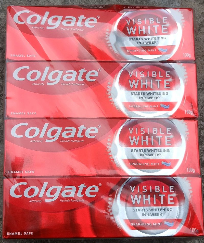 Colgate fluoride toothpaste🌬️