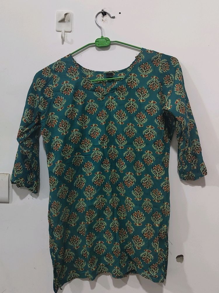 Short Kurti