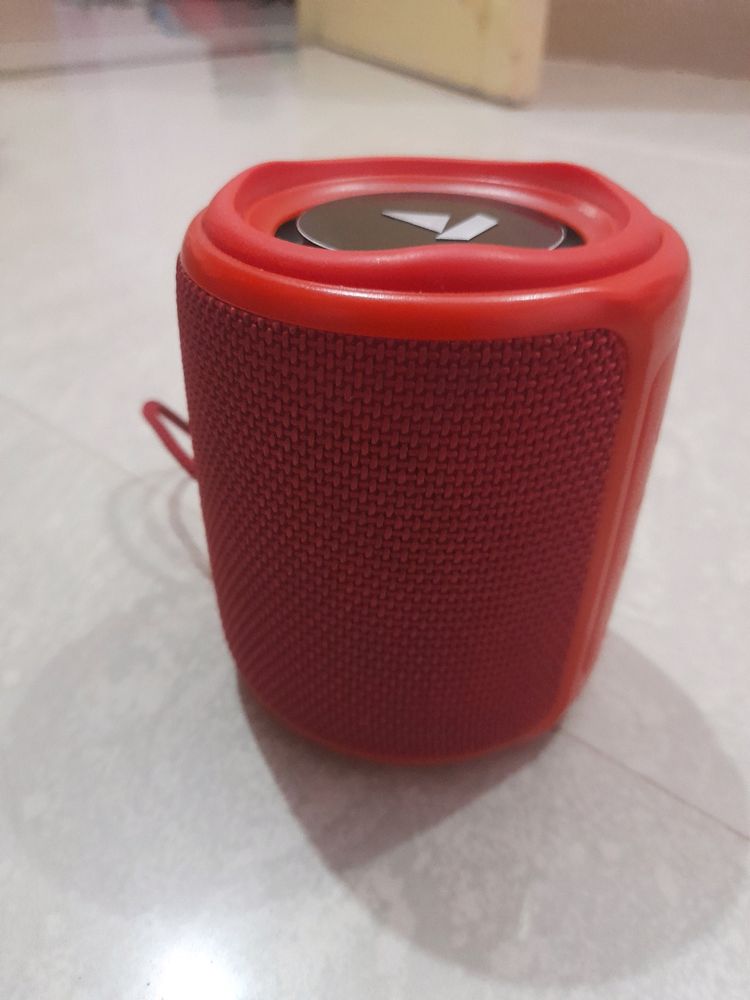 Boat Stone 352 Bluetooth Speaker