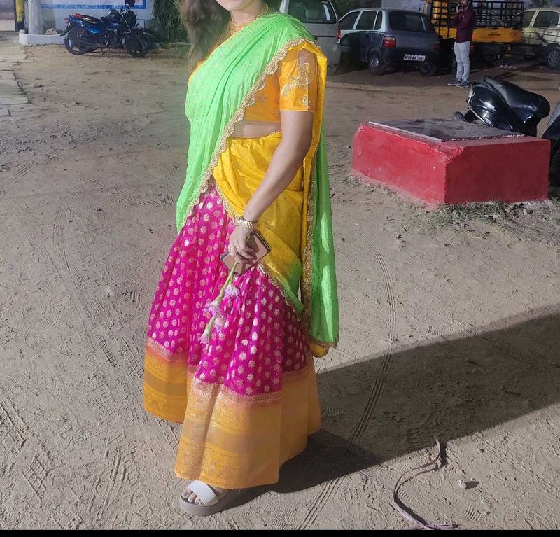 Banarasi pattu Lehenga/ Half Saree