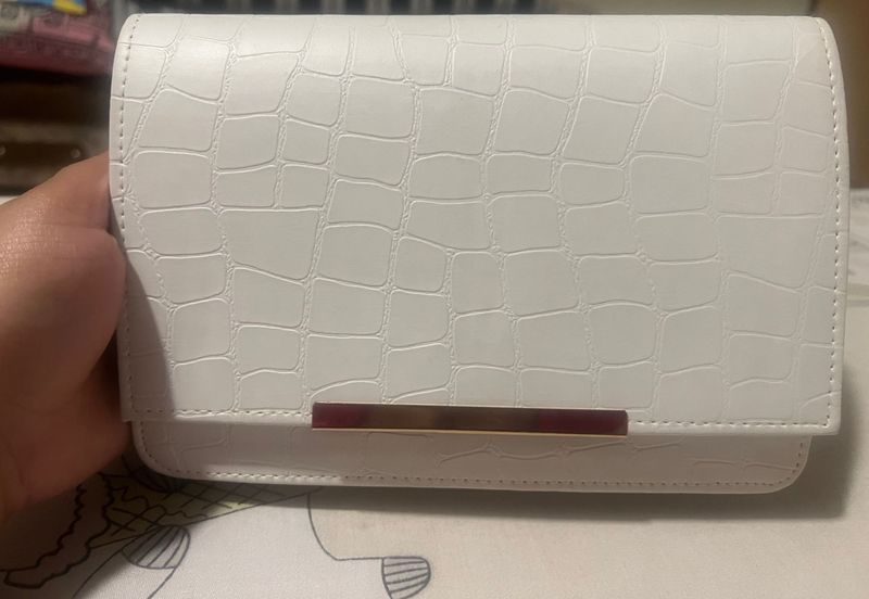 White Sling Bag (unused)