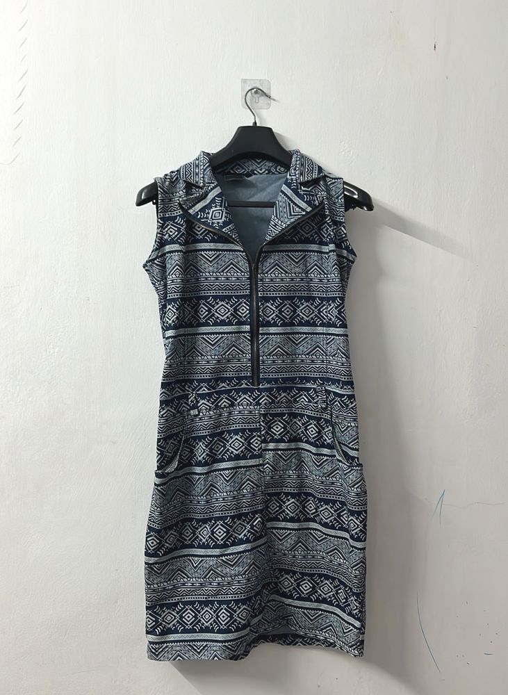 Denim Dress ( LIKE NEW )