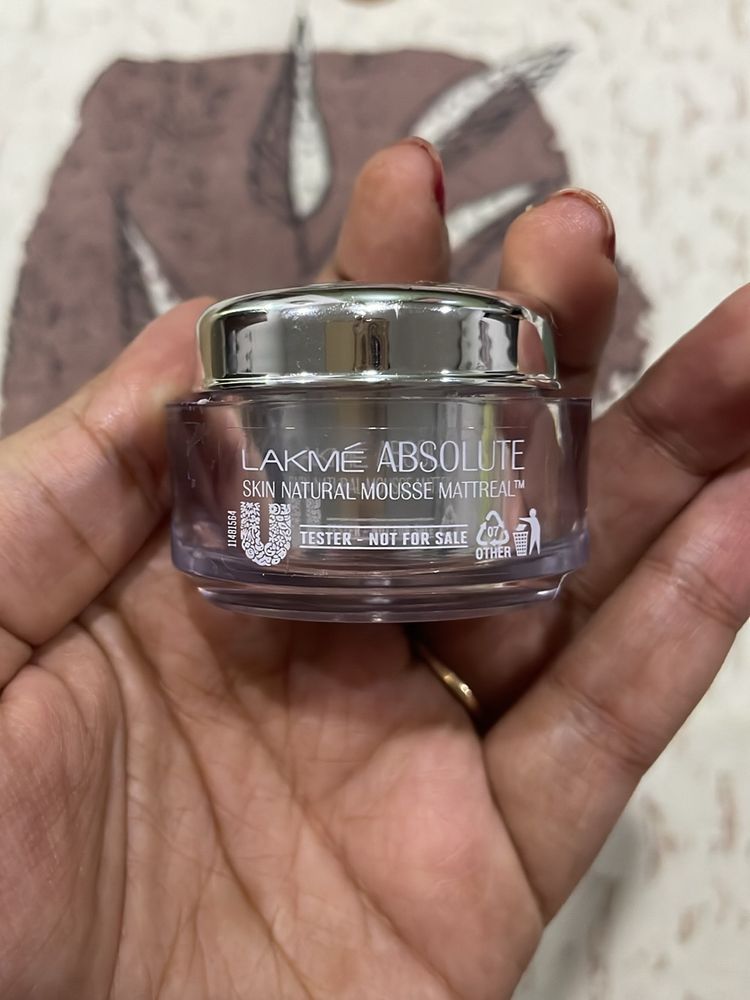 Lakme Absolute Skin Mousse