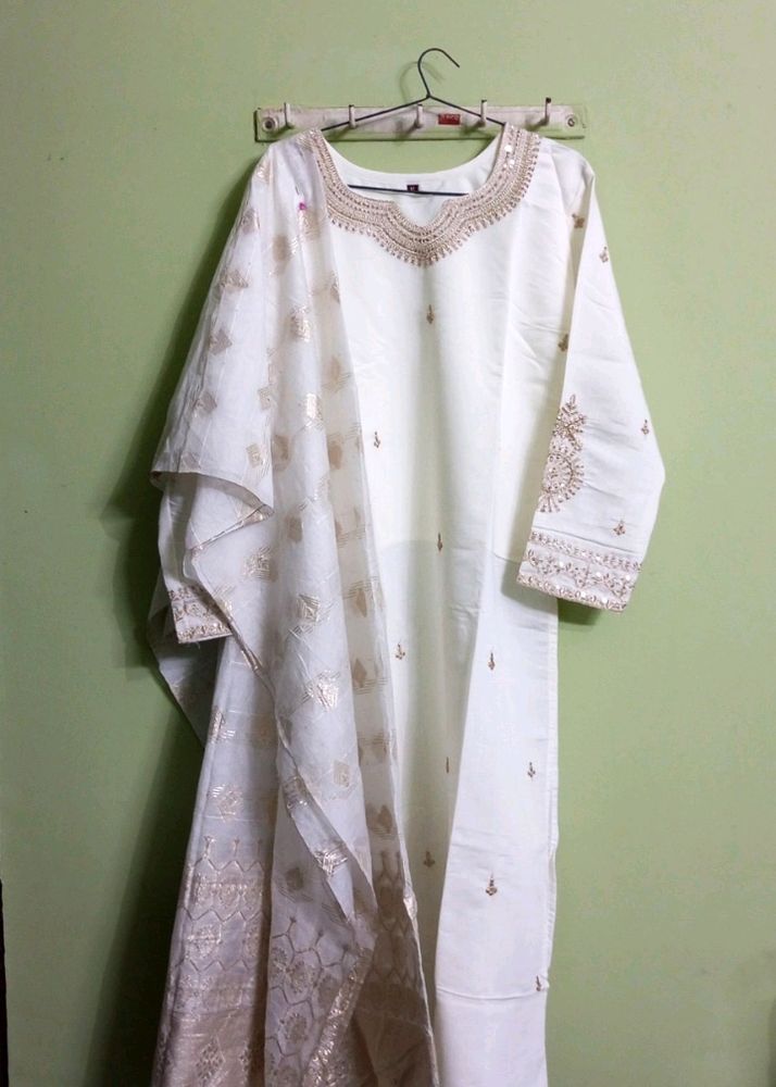 New/Unused Embroidered Kurta Set