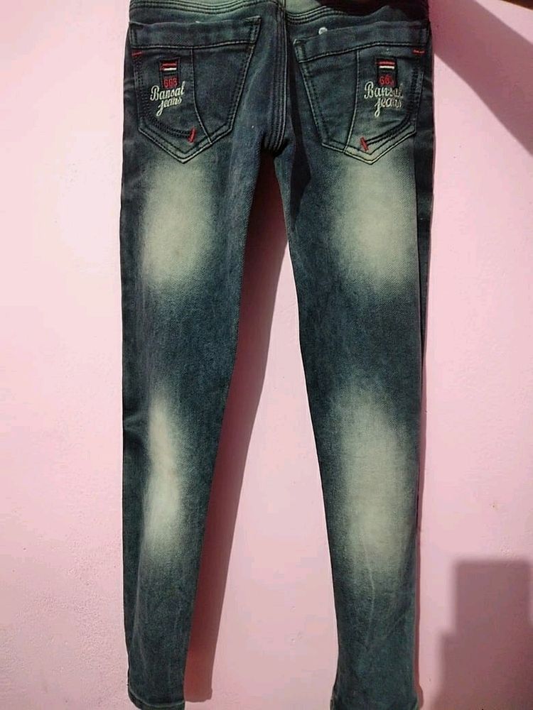 Jeans Selling