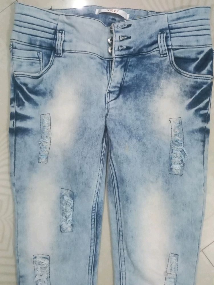 Comfortable HIGH waist Jeans