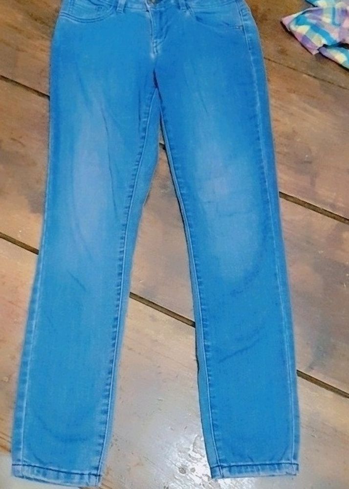 Comfortable Jeans for Girls & Women