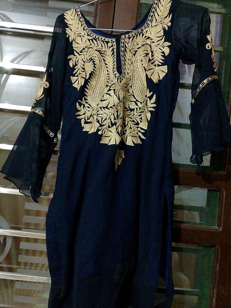 I Sell Only A Short Kurta