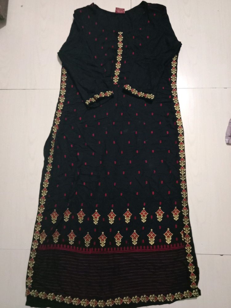 Kashmiri Kurti