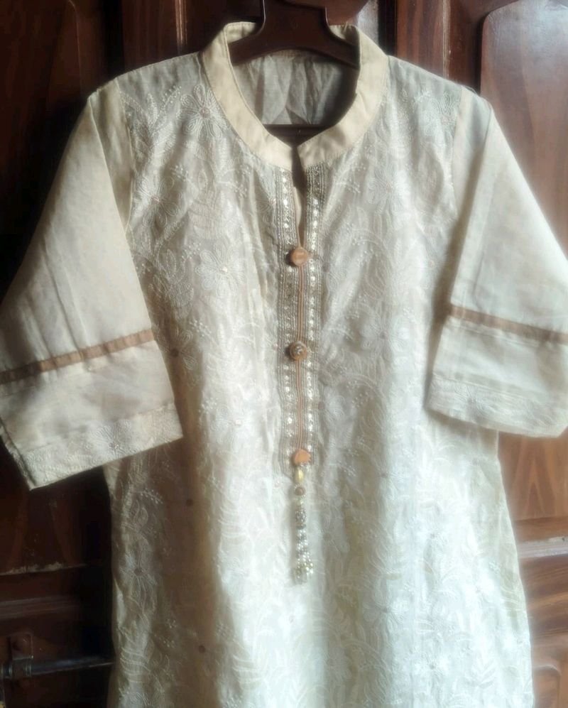 Chikankari Kurta For Girls And Women,, Size Issue