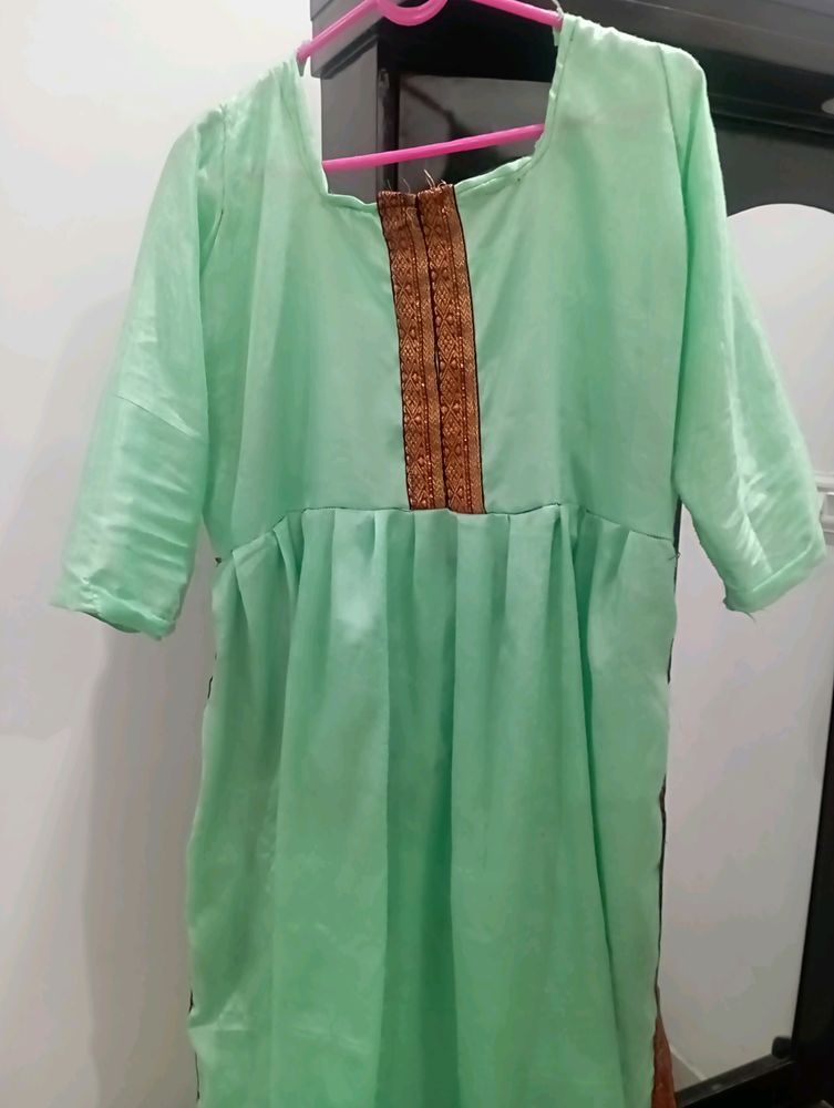 Beautiful Lace work Nyraa Cut Kurti New