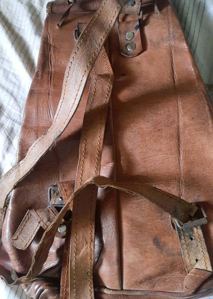 Leather Bagpack