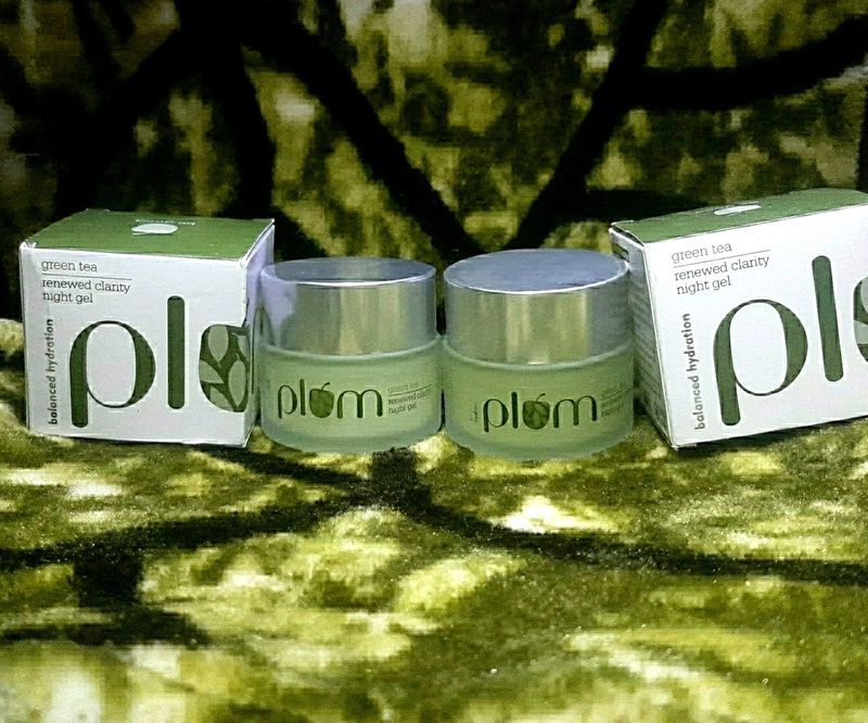 PLUM GREEN TEA RENEWED CLARITY NIGHT GEL