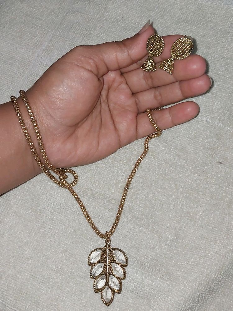 Chain + Locket