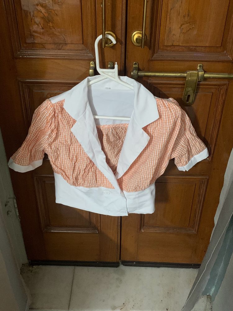 Price Drop!!Cute Top 🧡✨