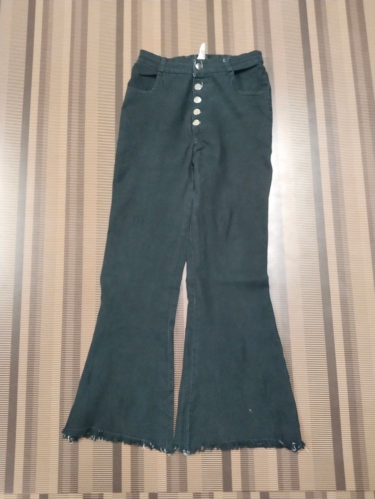 V-13 Size 30 Bootcut Women Denim Jeans