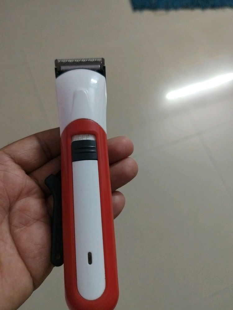 Nova Rechargeable Trimmer