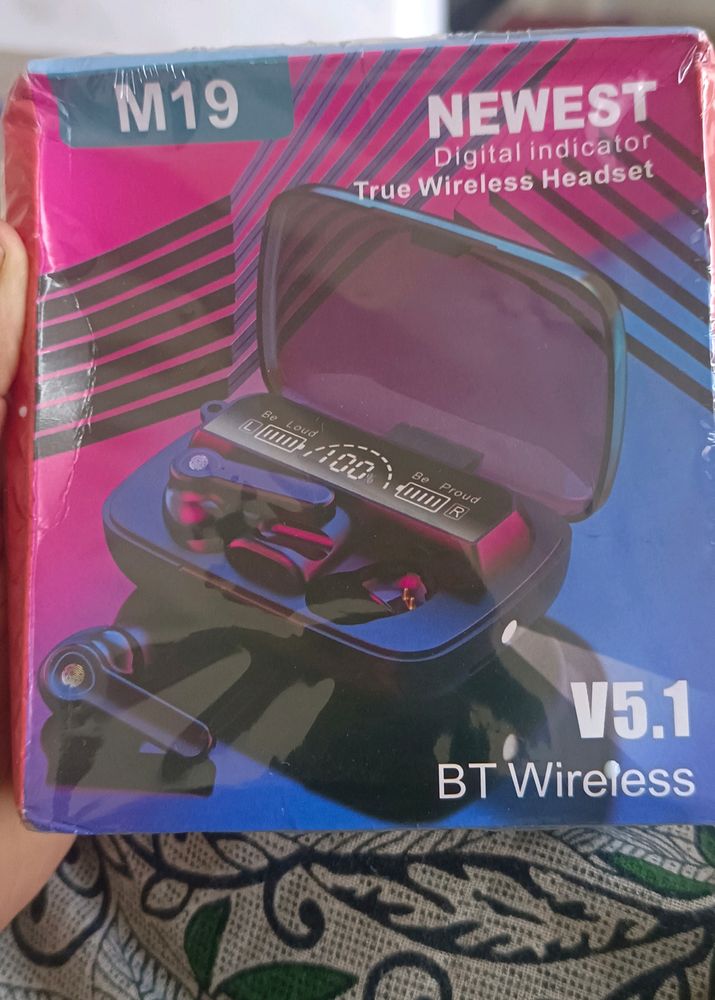 M19 Wireless Bluetooth Earbuds